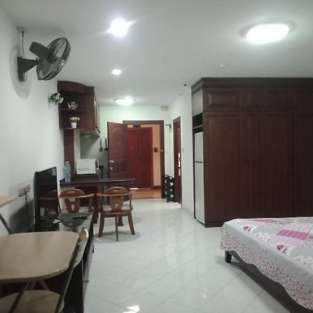 View Talay 2 Suite Apartments Jomtien Exterior foto